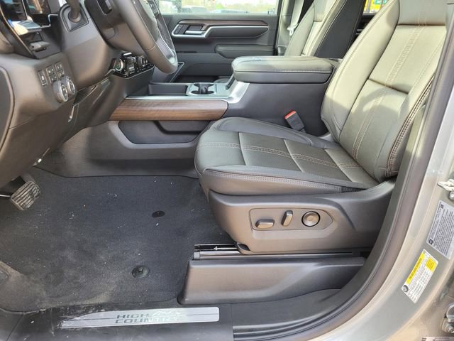 New 2026 Chevrolet Silverado 3500 High Country w/ Technology Package image 10