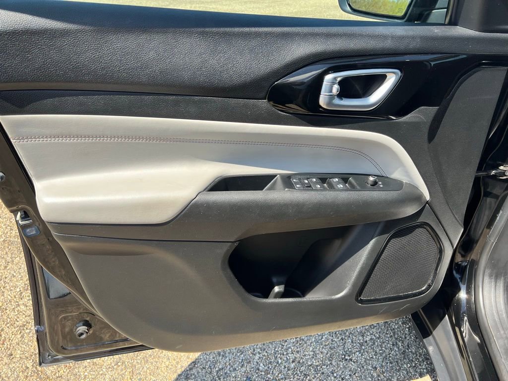 Used 2022 Jeep Compass Limited AWD/4WD image 20