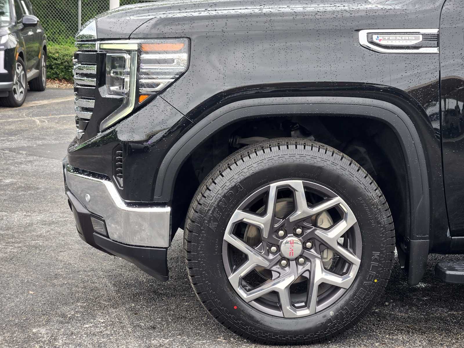 Certified 2024 GMC Sierra 1500 SLT AWD/4WD image 8