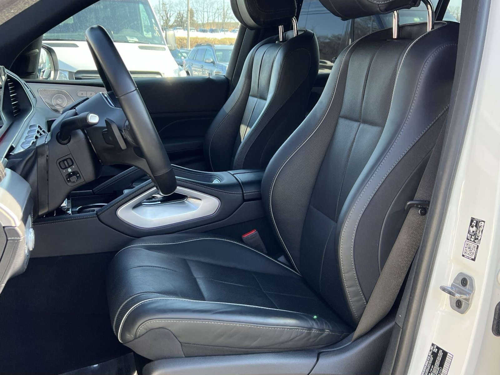 Used 2023 Mercedes-Benz GLS 580 4MATIC image 11