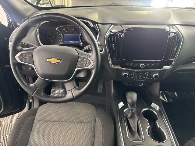 Used 2023 Chevrolet Traverse LT image 28
