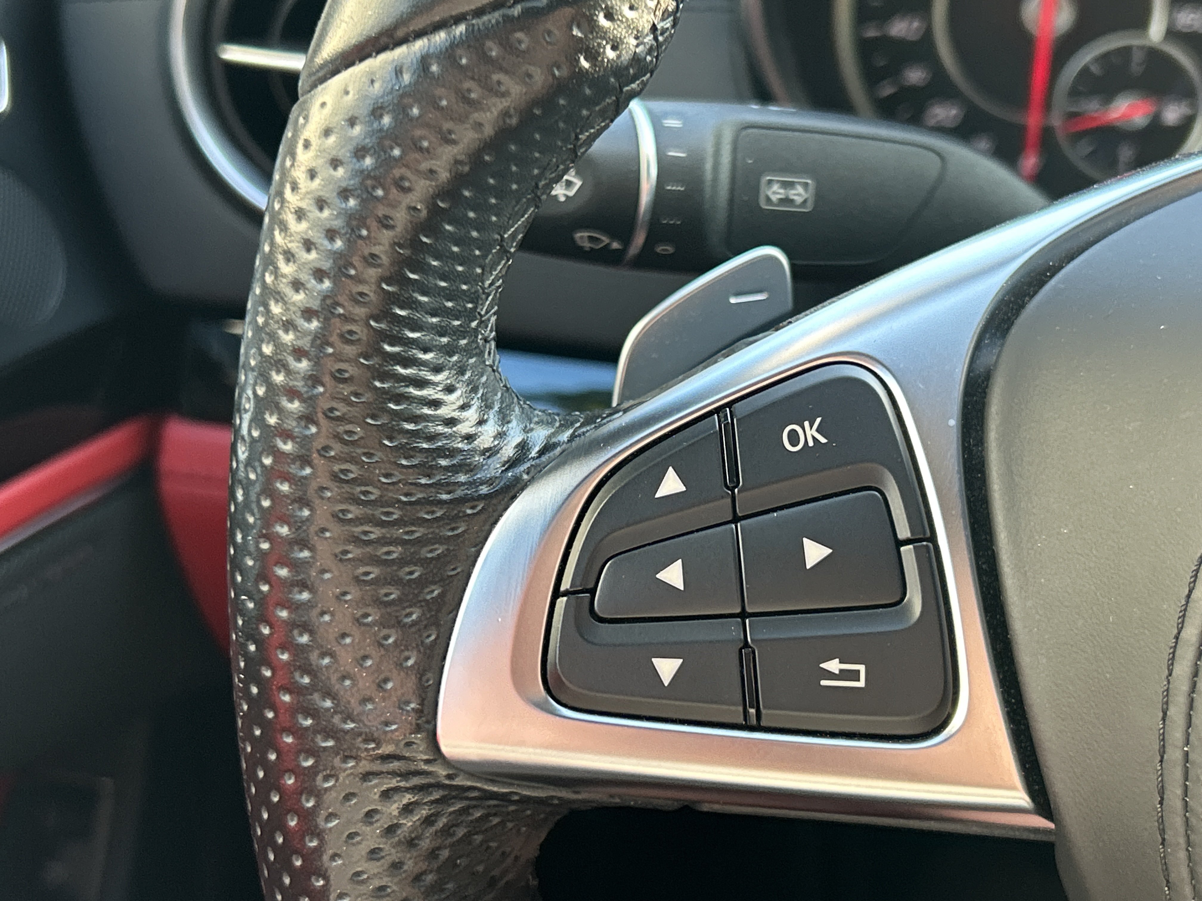 Used 2018 Mercedes-Benz SL 450 image 35