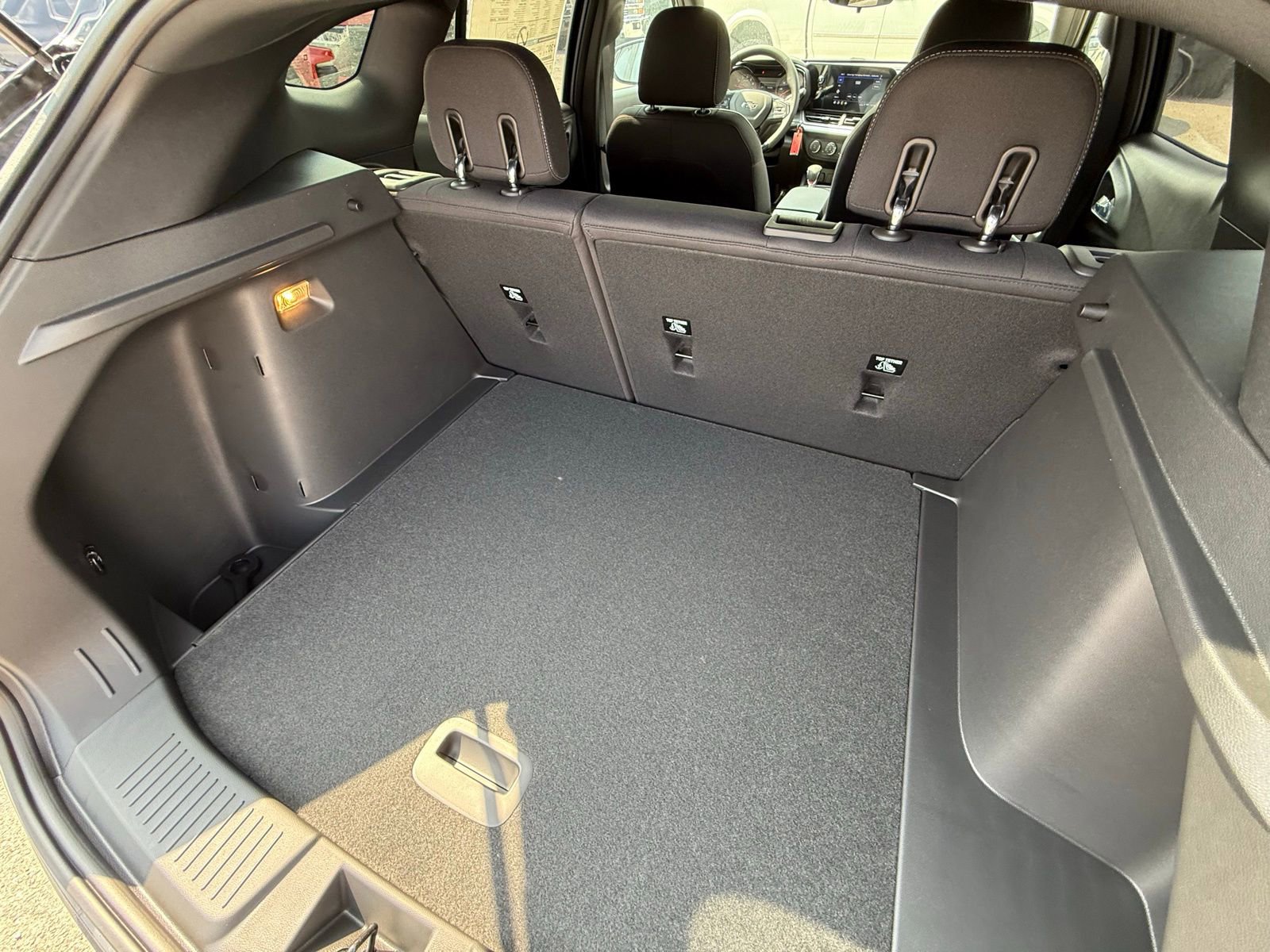 New 2026 Chevrolet Trax RS w/ Sunroof Package FWD image 27