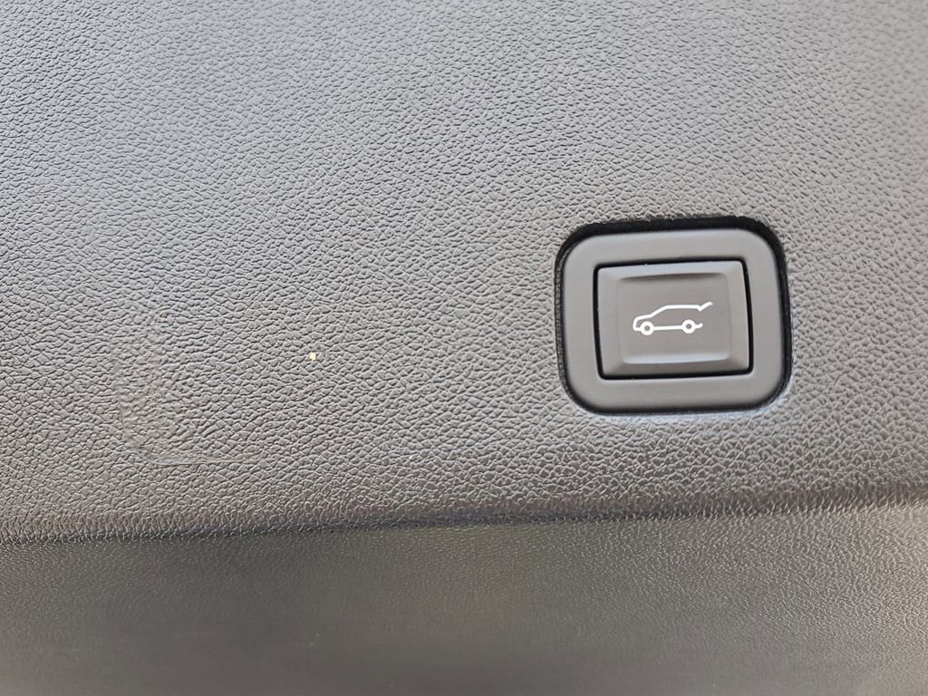 Certified 2024 Cadillac XT6 Premium Luxury w/ Platinum Package FWD image 26