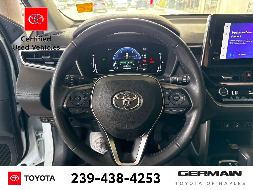 Used 2023 Toyota Corolla Cross XLE w/ Convenience Package FWD image 15