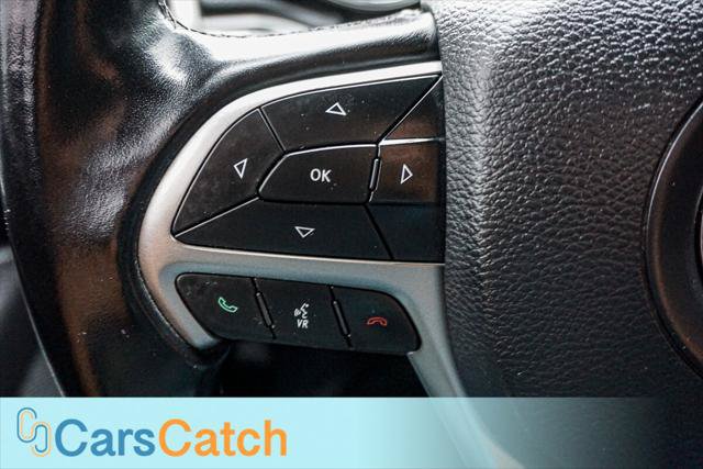 Used 2021 Jeep Grand Cherokee Laredo RWD image 26