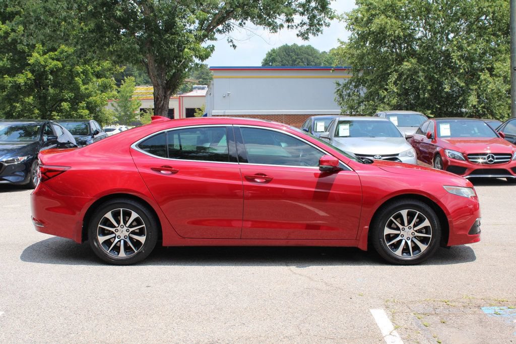 Used 2017 Acura TLX FWD image 5