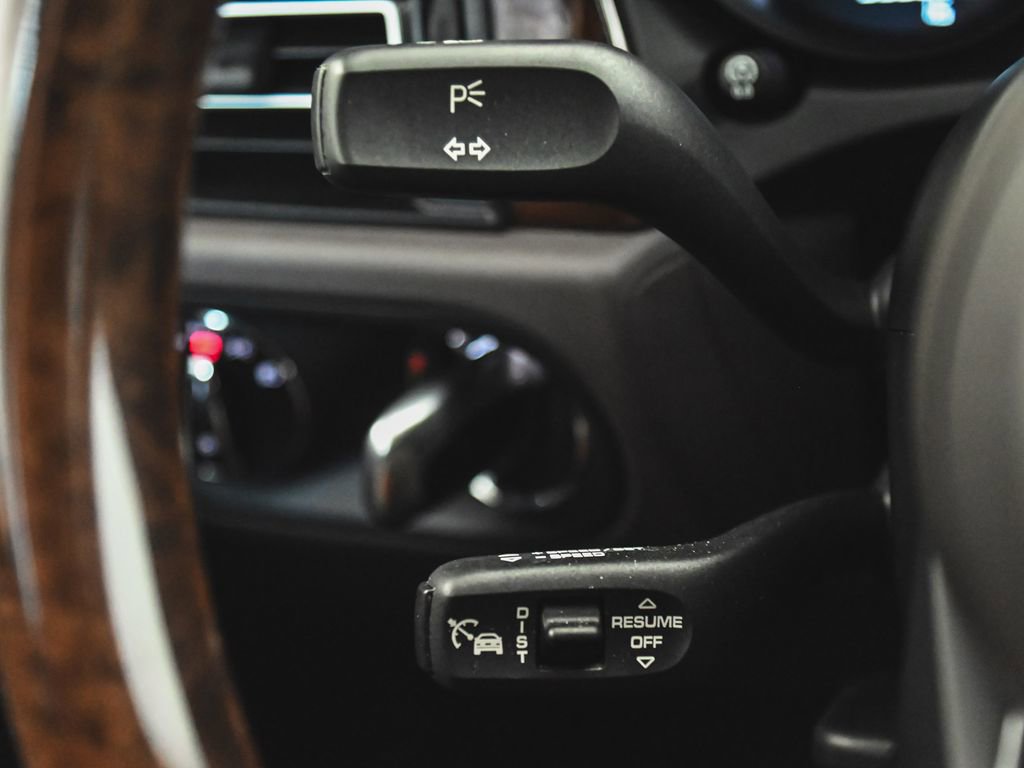 Used 2023 Porsche Macan S image 23