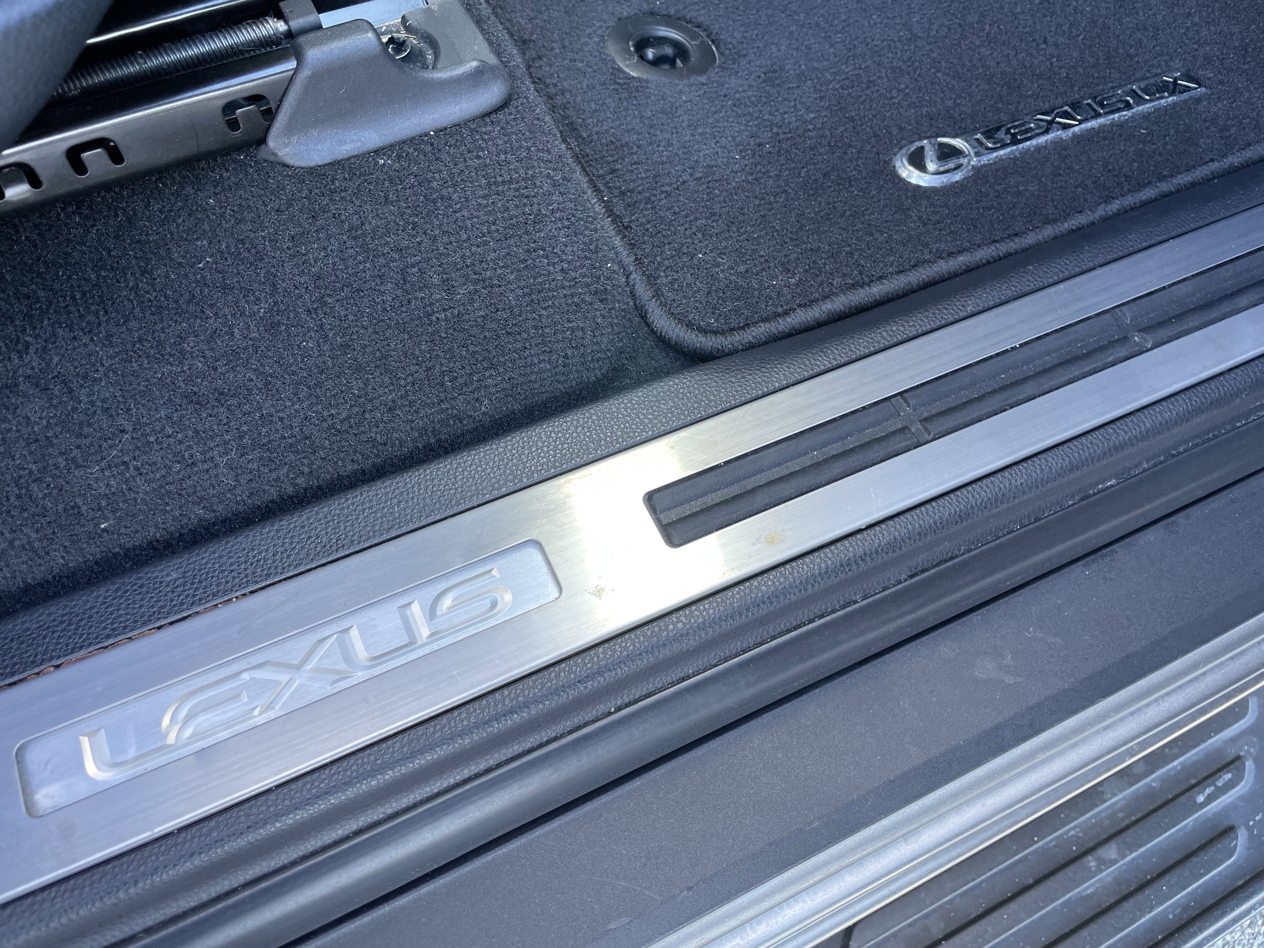 Used 2024 Lexus LX 600 4WD w/ Luxury Package image 43