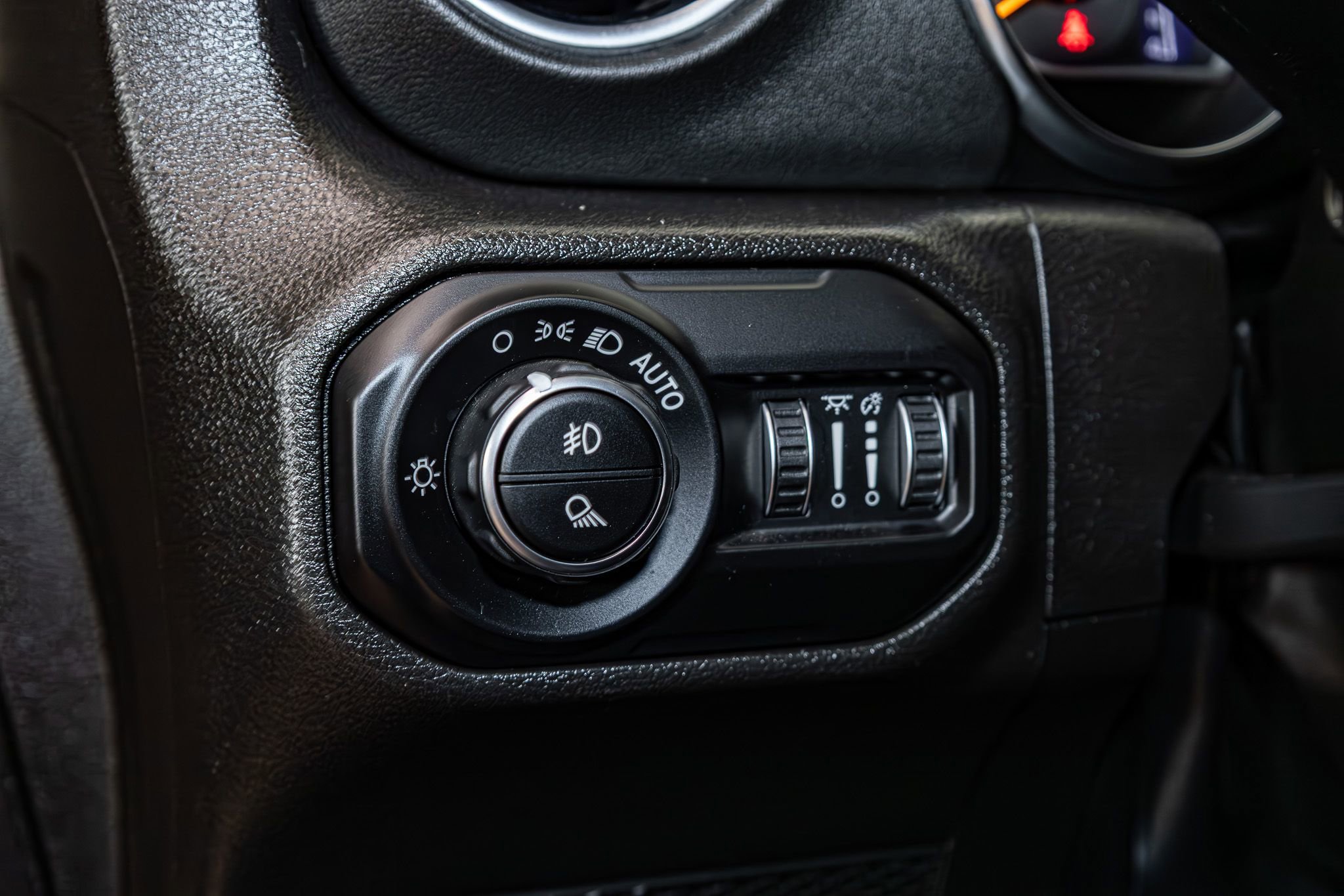 Used 2022 Jeep Gladiator Overland w/ Popular Equipment Package image 17