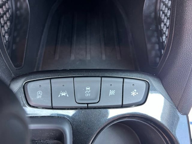Used 2022 Chevrolet TrailBlazer LT w/ LPO, Blackout Package FWD image 21