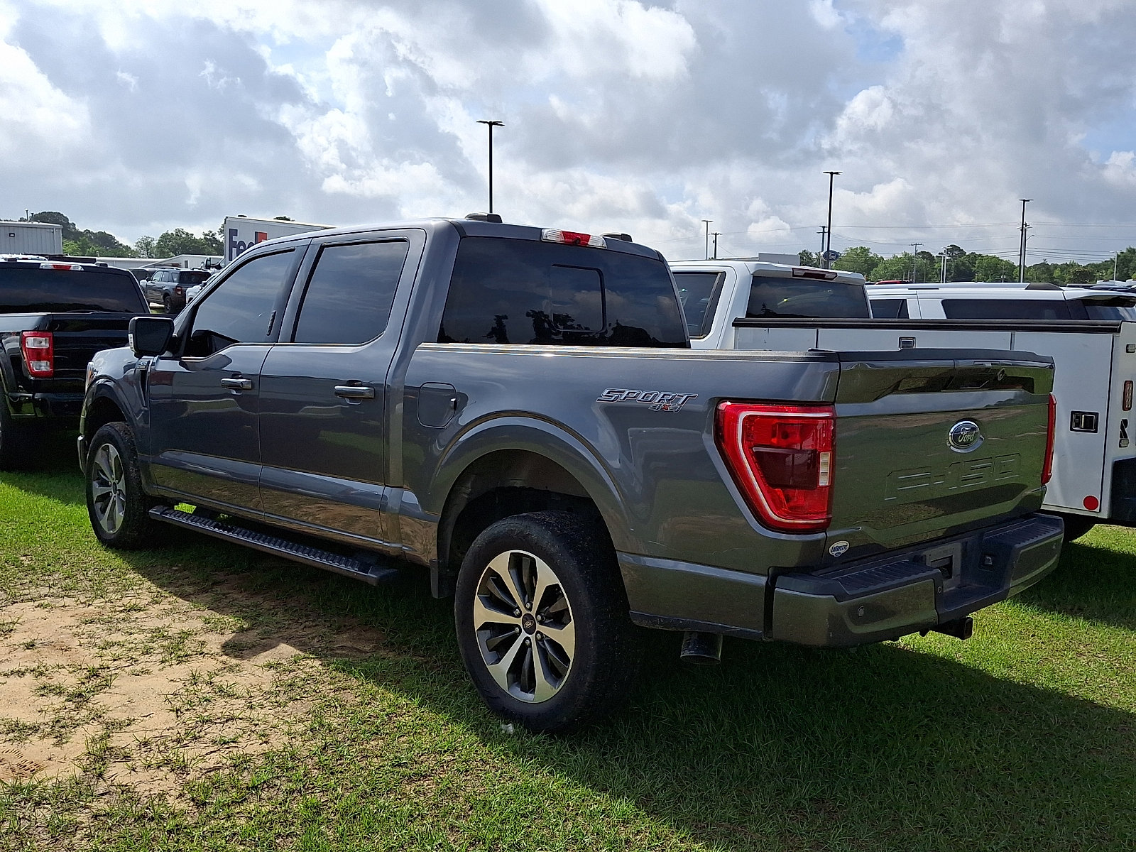 Used 2022 Ford F150 XLT w/ Equipment Group 302A High AWD/4WD image 3