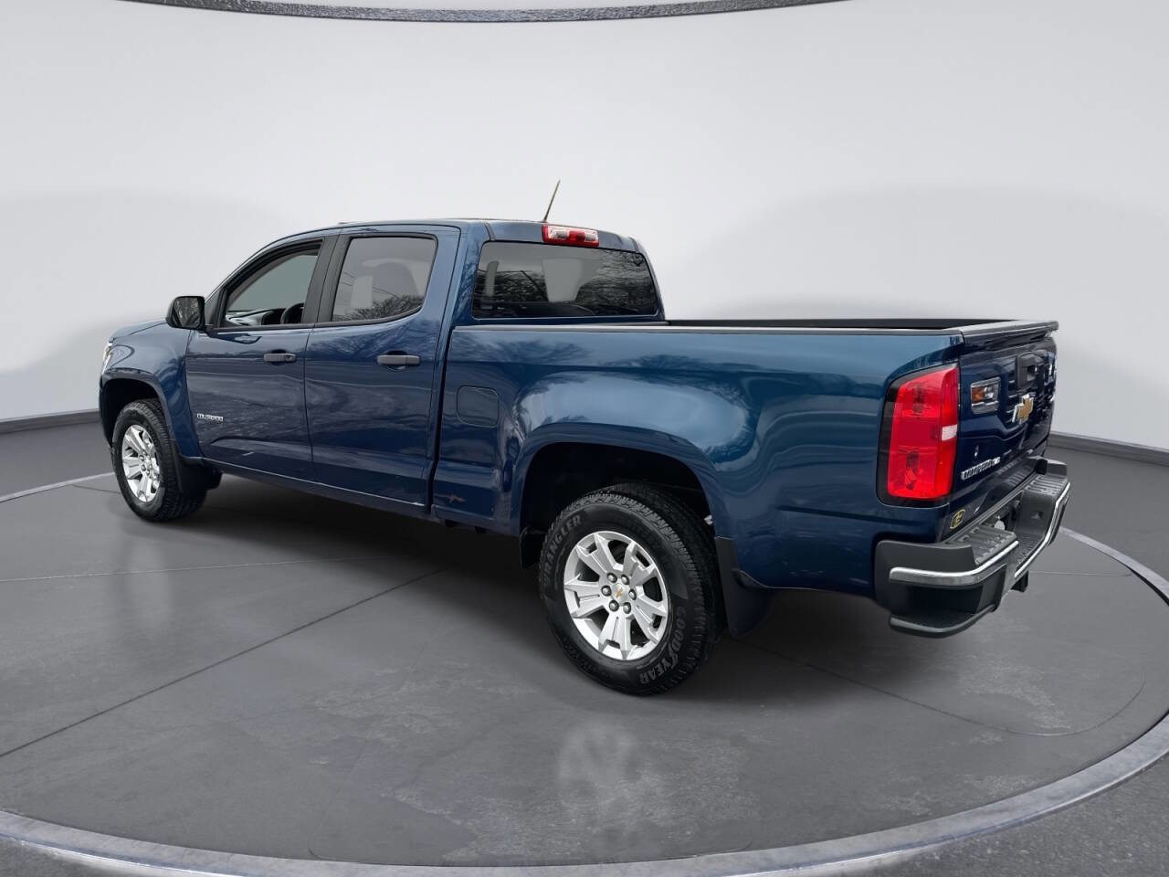 Used 2019 Chevrolet Colorado W/T w/ WT Convenience Package image 3