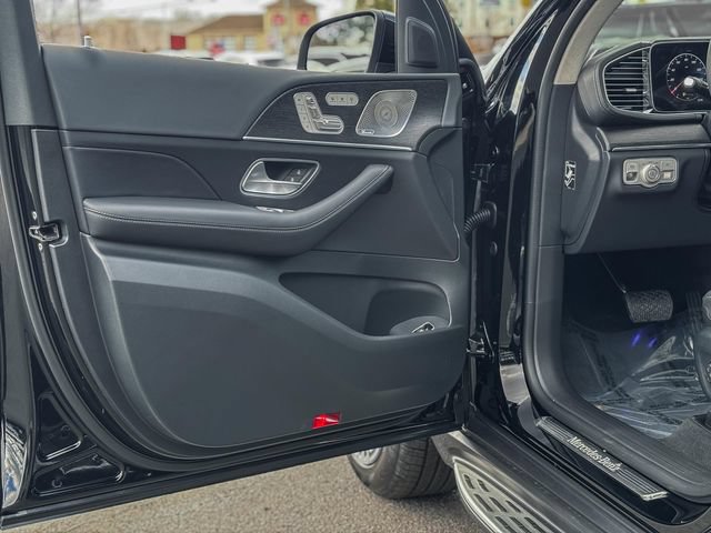 New 2026 Mercedes-Benz GLS 450 4MATIC image 40