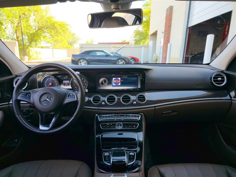 Used 2017 Mercedes-Benz E 300 image 16