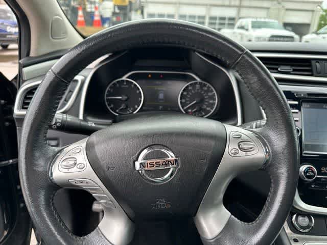 Used 2017 Nissan Murano SV w/ Premium Plus Package AWD/4WD image 11