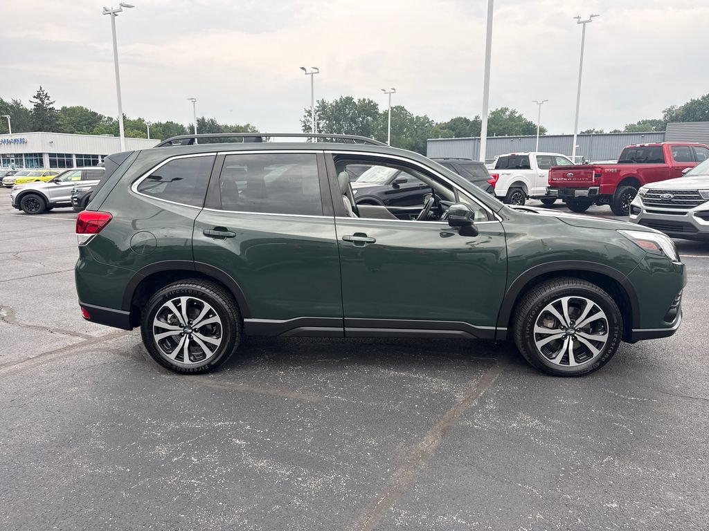 Used 2024 Subaru Forester Limited AWD/4WD image 7