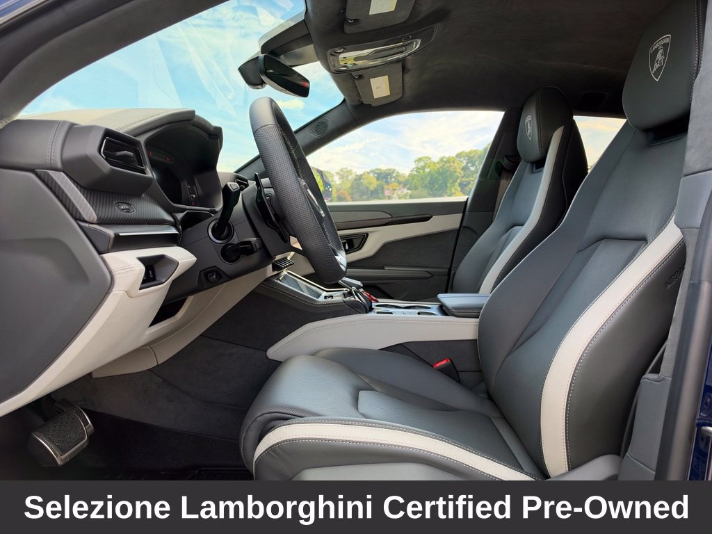 Used 2025 Lamborghini Urus SE AWD/4WD image 20