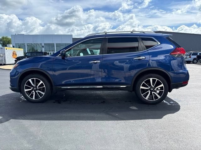 Used 2017 Nissan Rogue SL w/ SL Premium Package AWD/4WD image 4