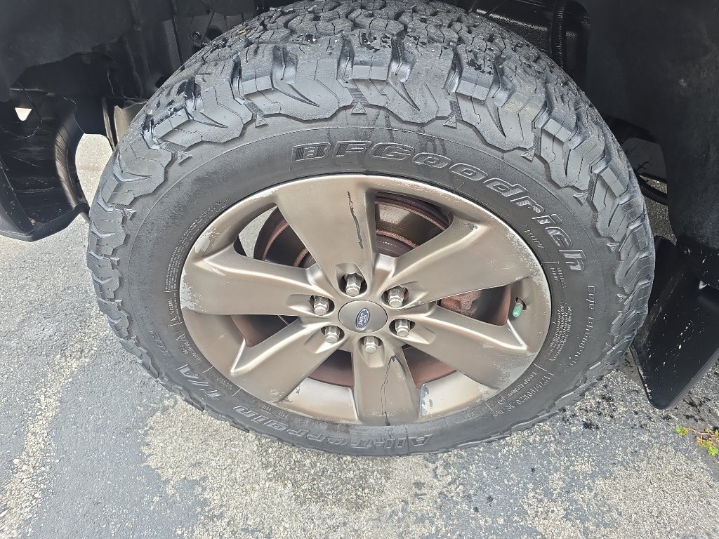 Used 2014 Ford F150 FX4 w/ Equipment Group 401A Mid AWD/4WD image 30
