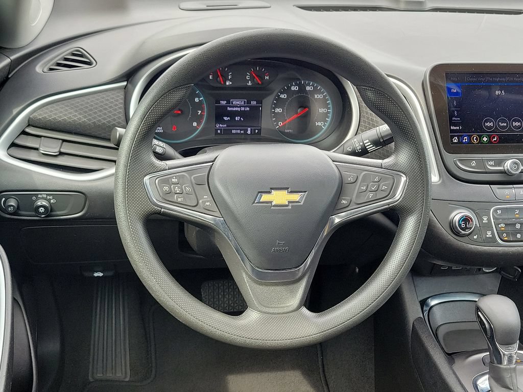 Used 2024 Chevrolet Malibu LT FWD image 25
