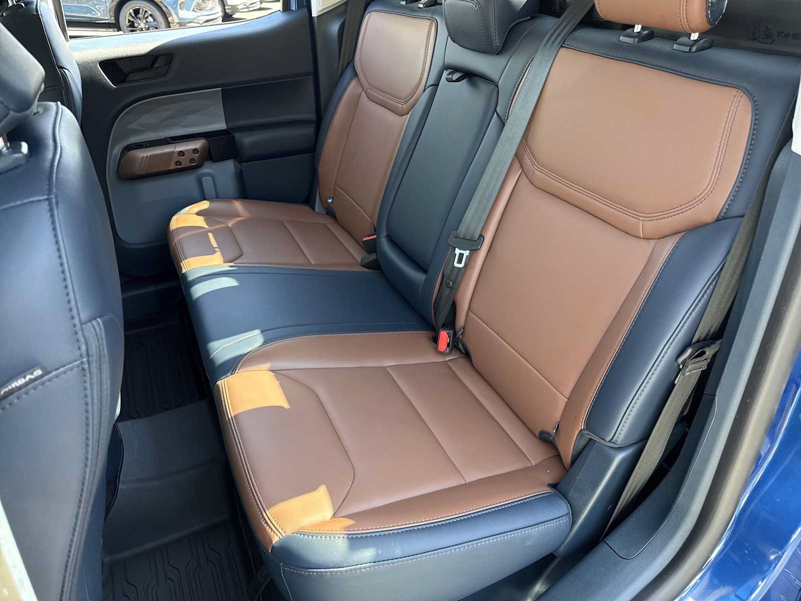 Used 2024 Ford Maverick Lariat AWD/4WD image 18
