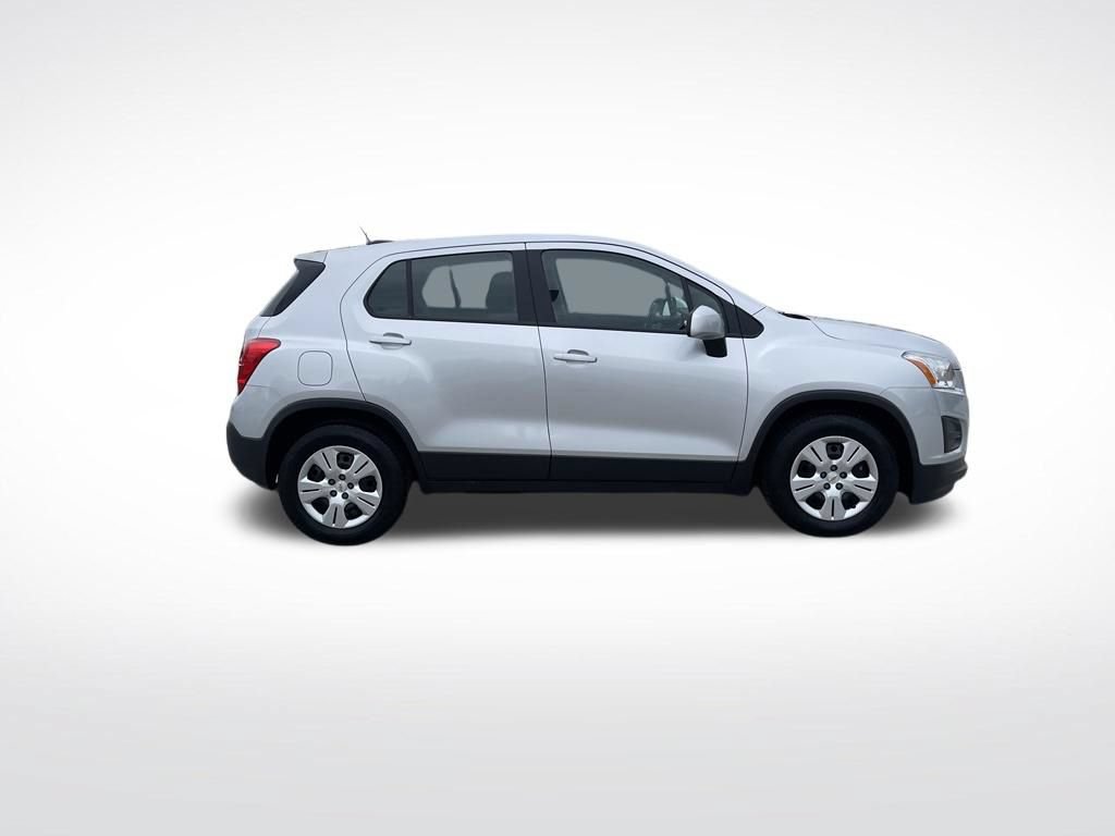 Used 2015 Chevrolet Trax LS FWD image 6
