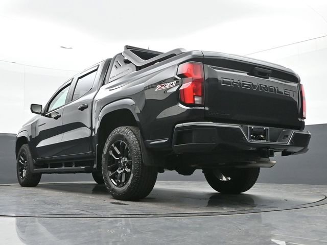 Used 2025 Chevrolet Colorado Z71 w/ Midnight Edition AWD/4WD image 33