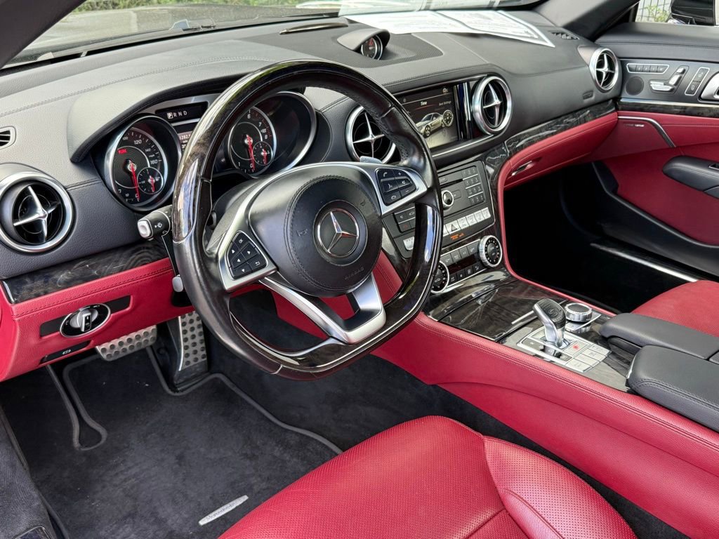 Used 2017 Mercedes-Benz SL 550 image 21