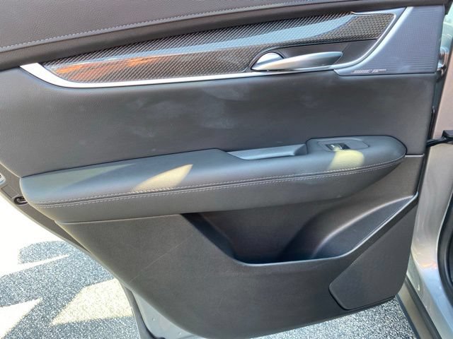 Used 2026 Cadillac XT5 Sportv w/ LPO, Floor Liner Package AWD/4WD image 34