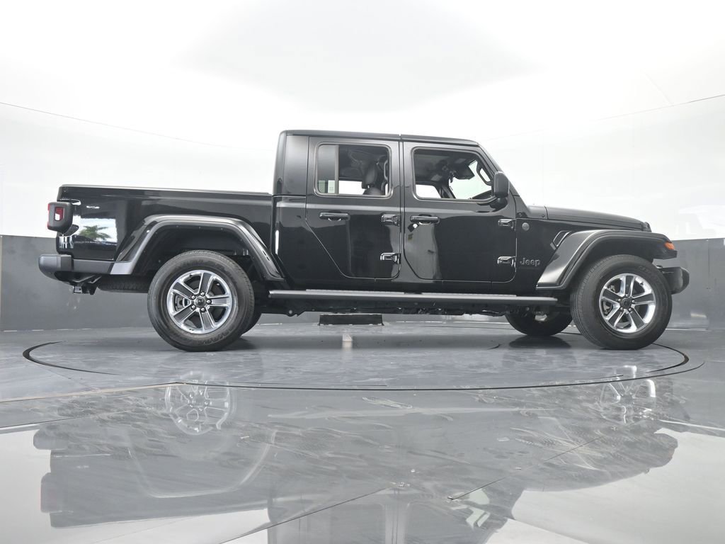 Used 2024 Jeep Gladiator Sport w/ Premium Package image 63