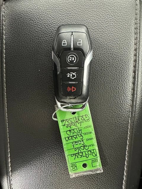 Used 2016 Ford Fusion Titanium FWD image 33