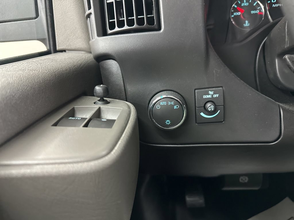 New 2026 GMC Savana 2500 w/ Driver Convenience Package RWD image 41