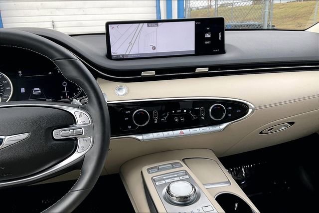 Certified 2025 Genesis GV70 2.5T Select w/ Select Package image 6