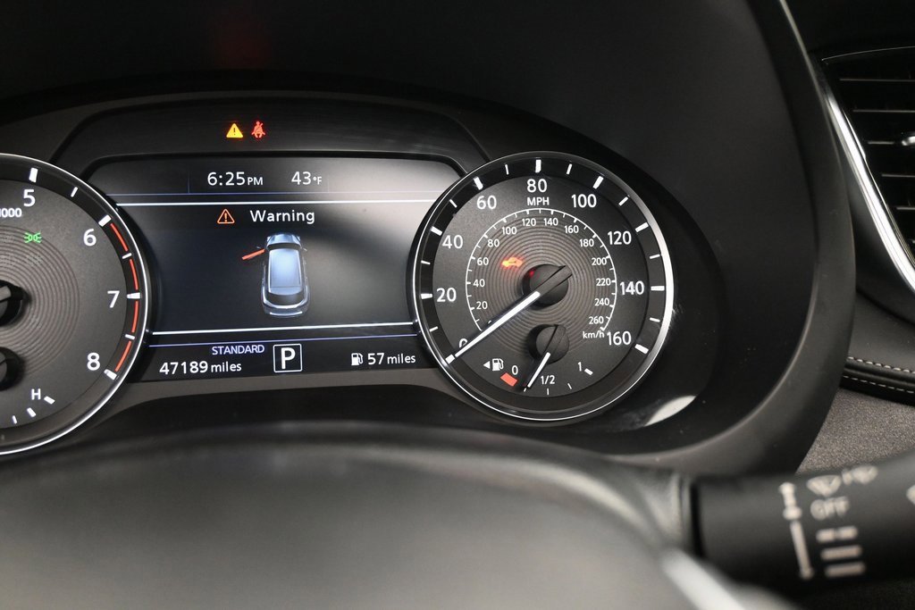 Used 2021 INFINITI QX50 Luxe w/ Appearance Package image 17