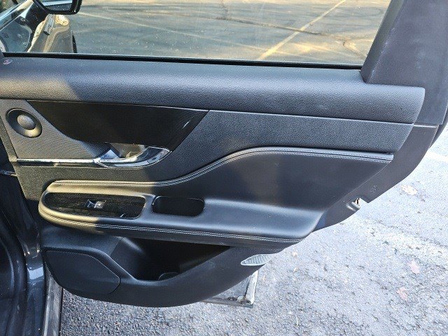 Used 2020 Lincoln Corsair Reserve w/ Equipment Group 201A image 16