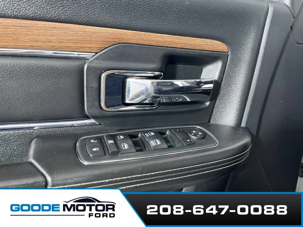Used 2014 RAM 3500 Laramie w/ Convenience Group AWD/4WD image 10