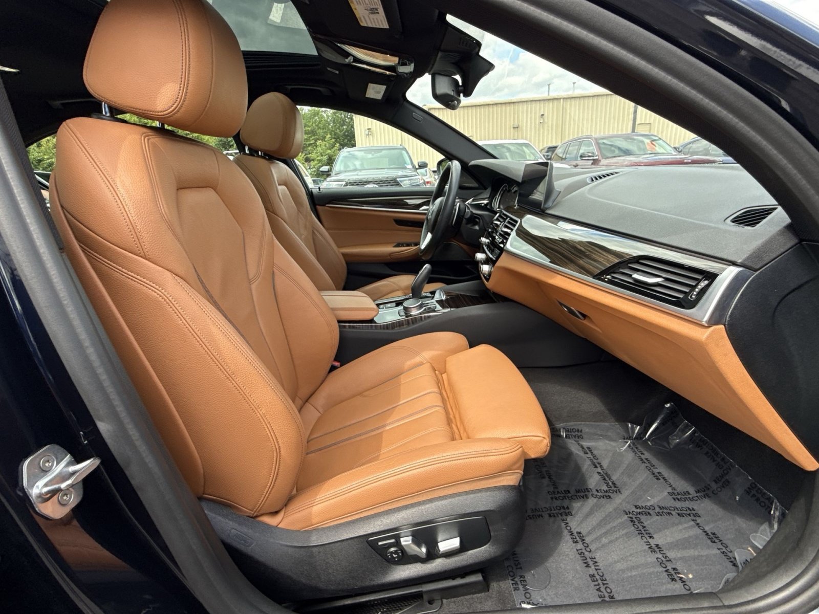 Used 2019 BMW 540i xDrive AWD/4WD image 27