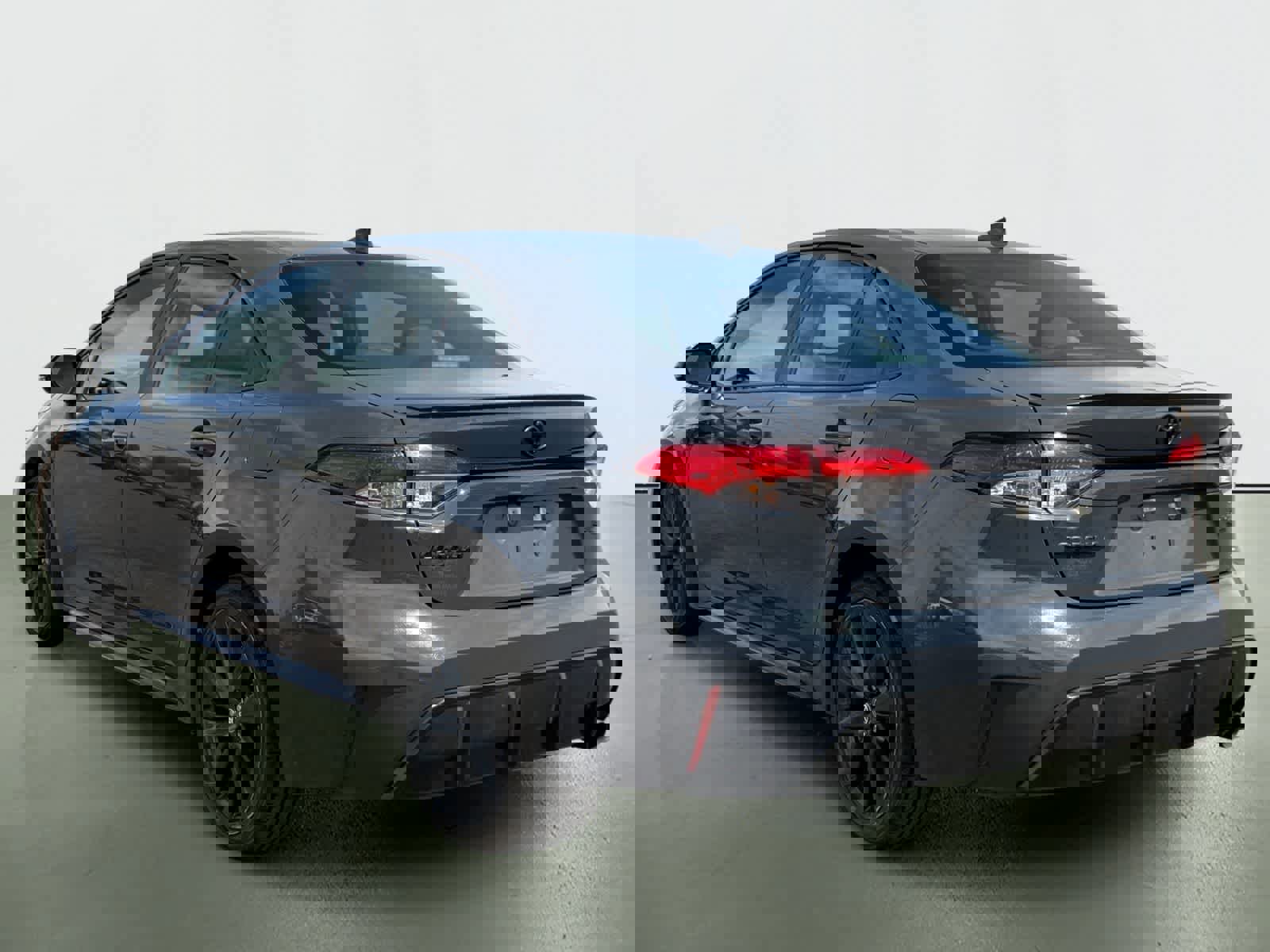 Used 2024 Toyota Corolla SE FWD image 4