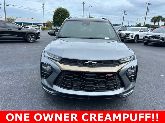 Used 2021 Chevrolet TrailBlazer RS w/ Technology Package FWD image 2