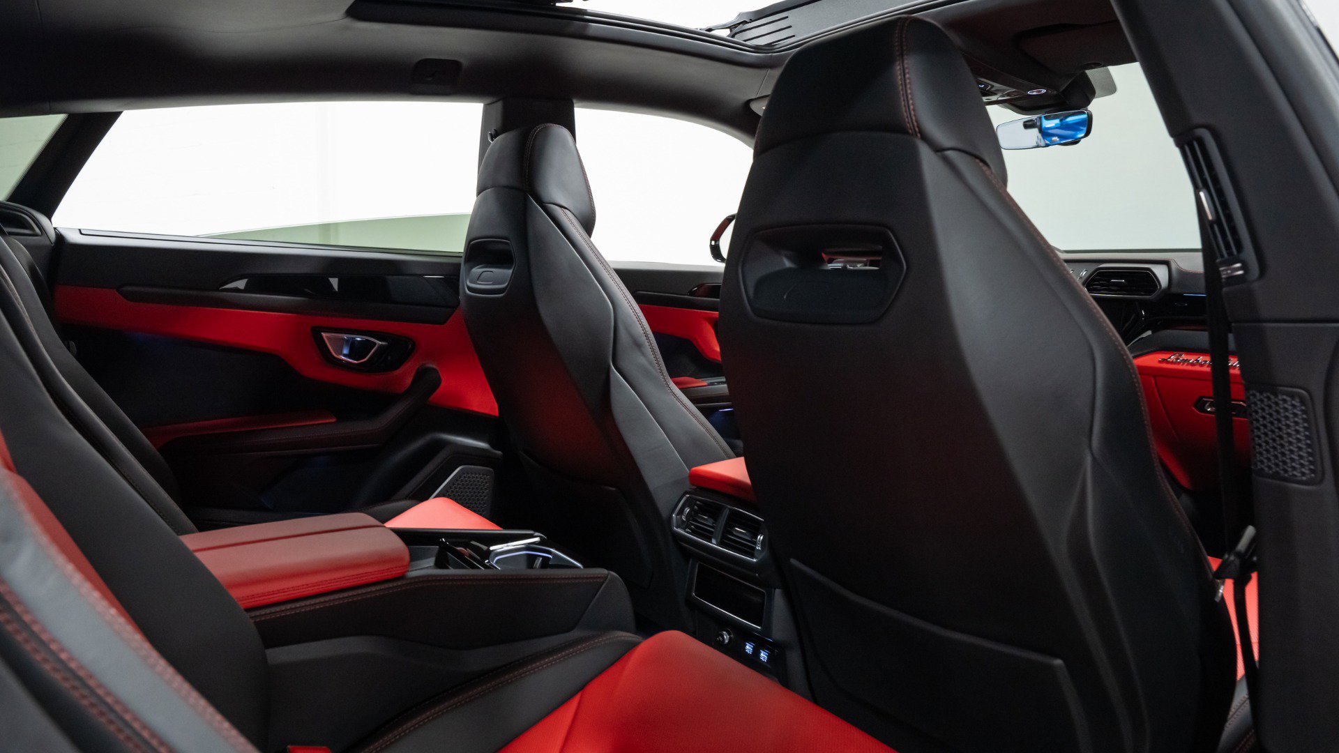 Used 2021 Lamborghini Urus image 90