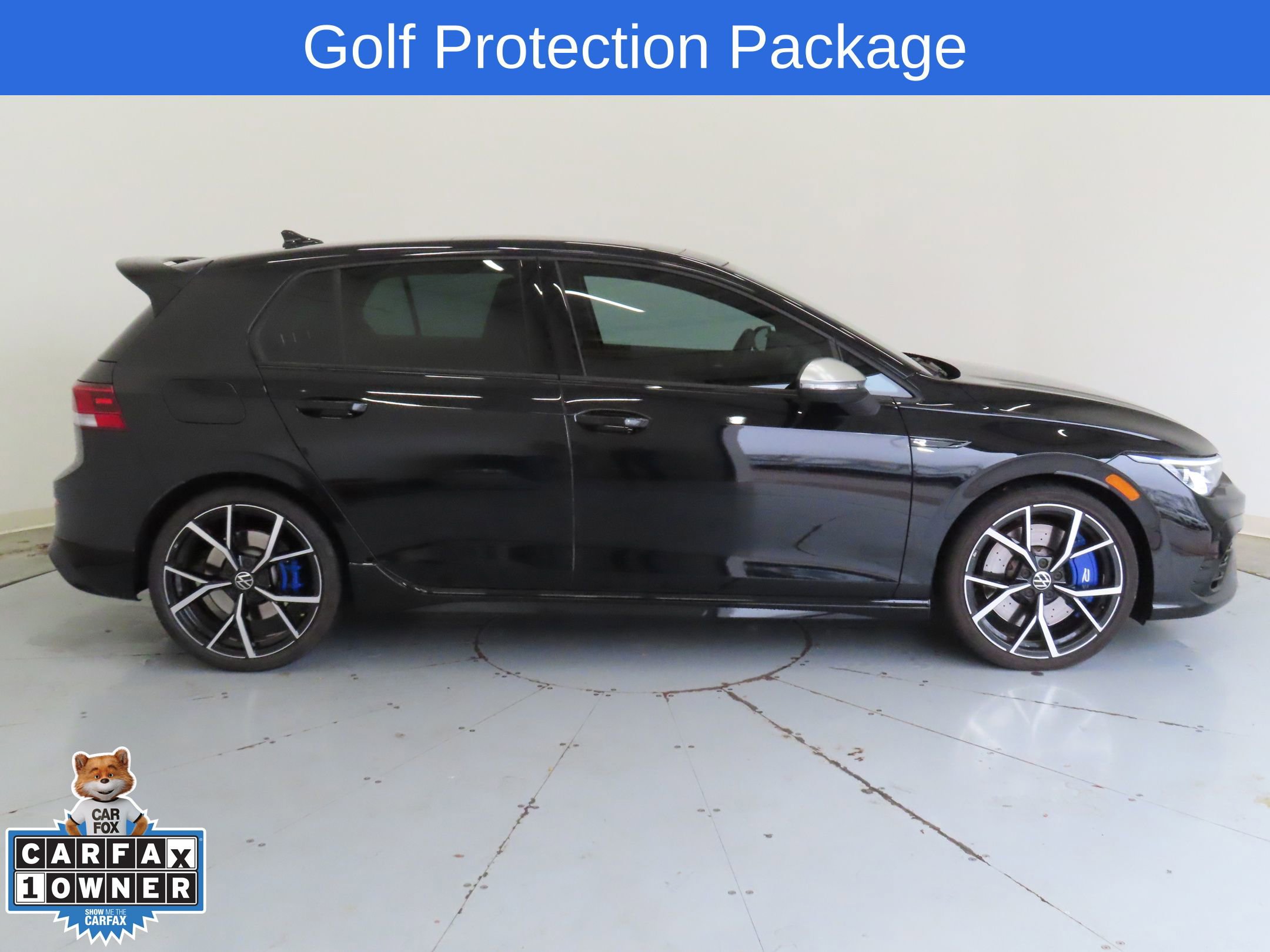 Certified 2023 Volkswagen Golf R image 2