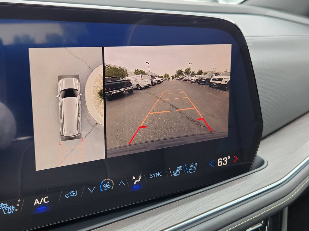 New 2025 Chevrolet Suburban Premier w/ Sun And Tow Package AWD/4WD image 16