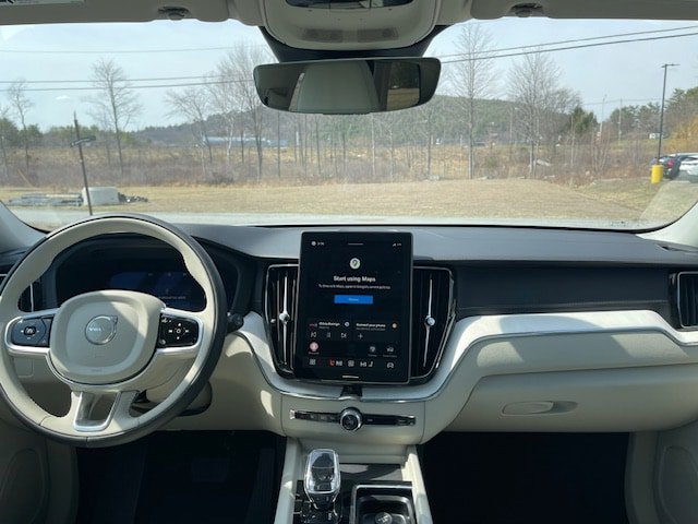 New 2026 Volvo XC60 B5 Ultra w/ Protection Package Premier AWD/4WD image 14