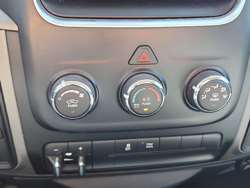 Used 2013 RAM 1500 Express image 25