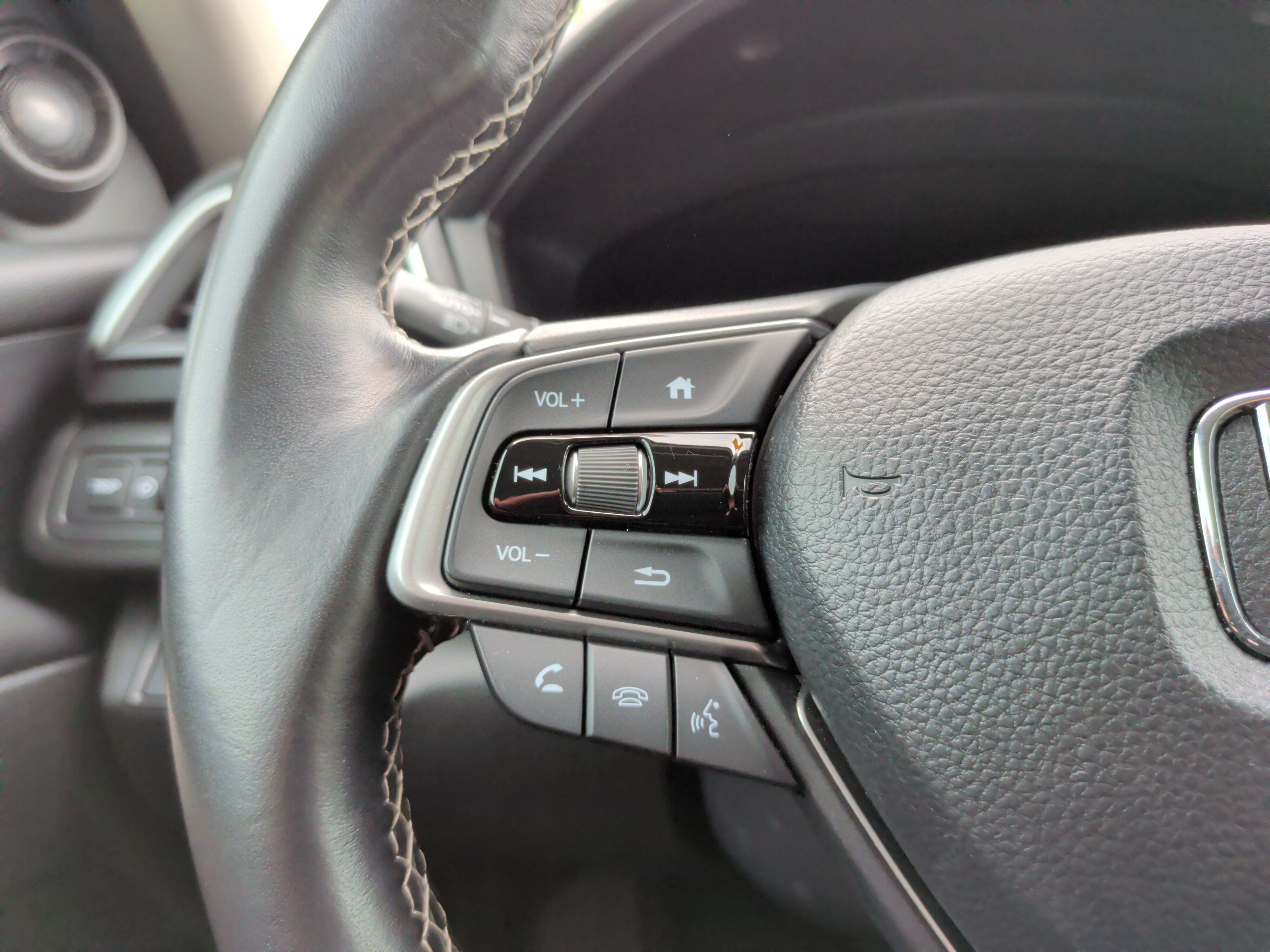 Used 2022 Honda Insight Touring image 24