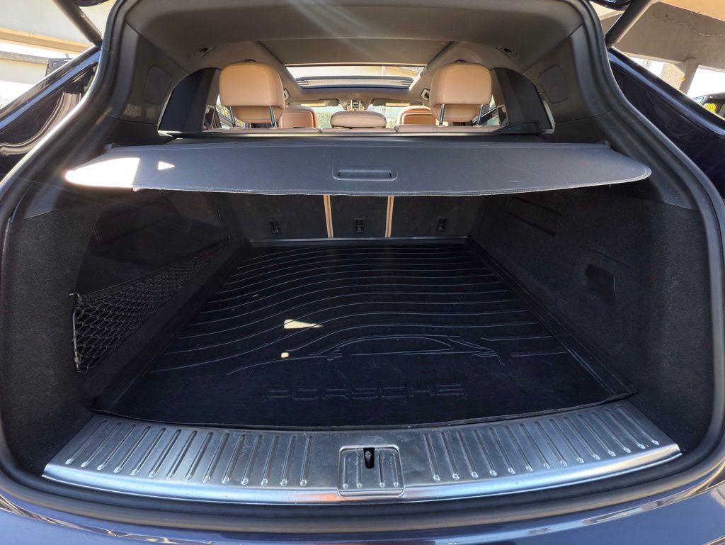 Used 2019 Porsche Cayenne image 38