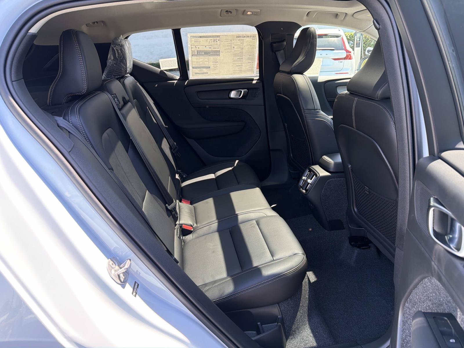 New 2026 Volvo XC40 B5 Ultra AWD/4WD image 19