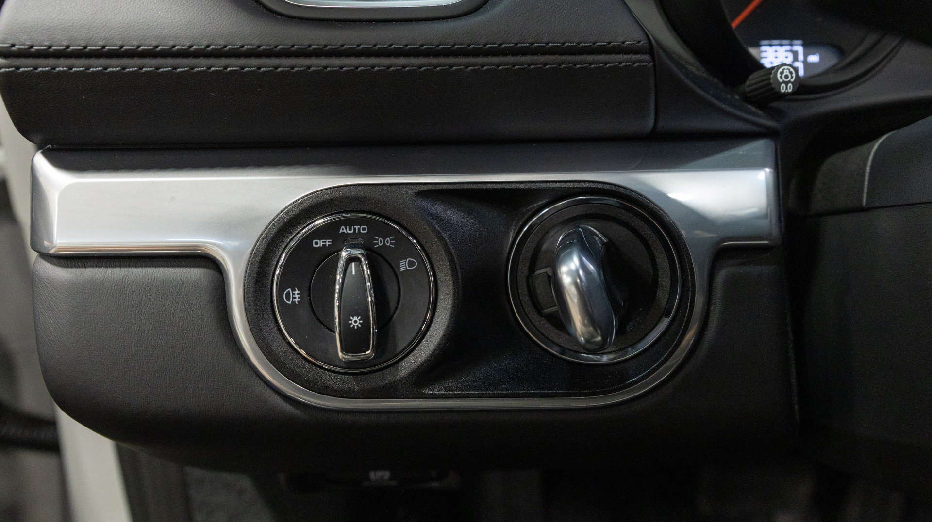 Used 2021 Porsche 718 Boxster RWD image 45