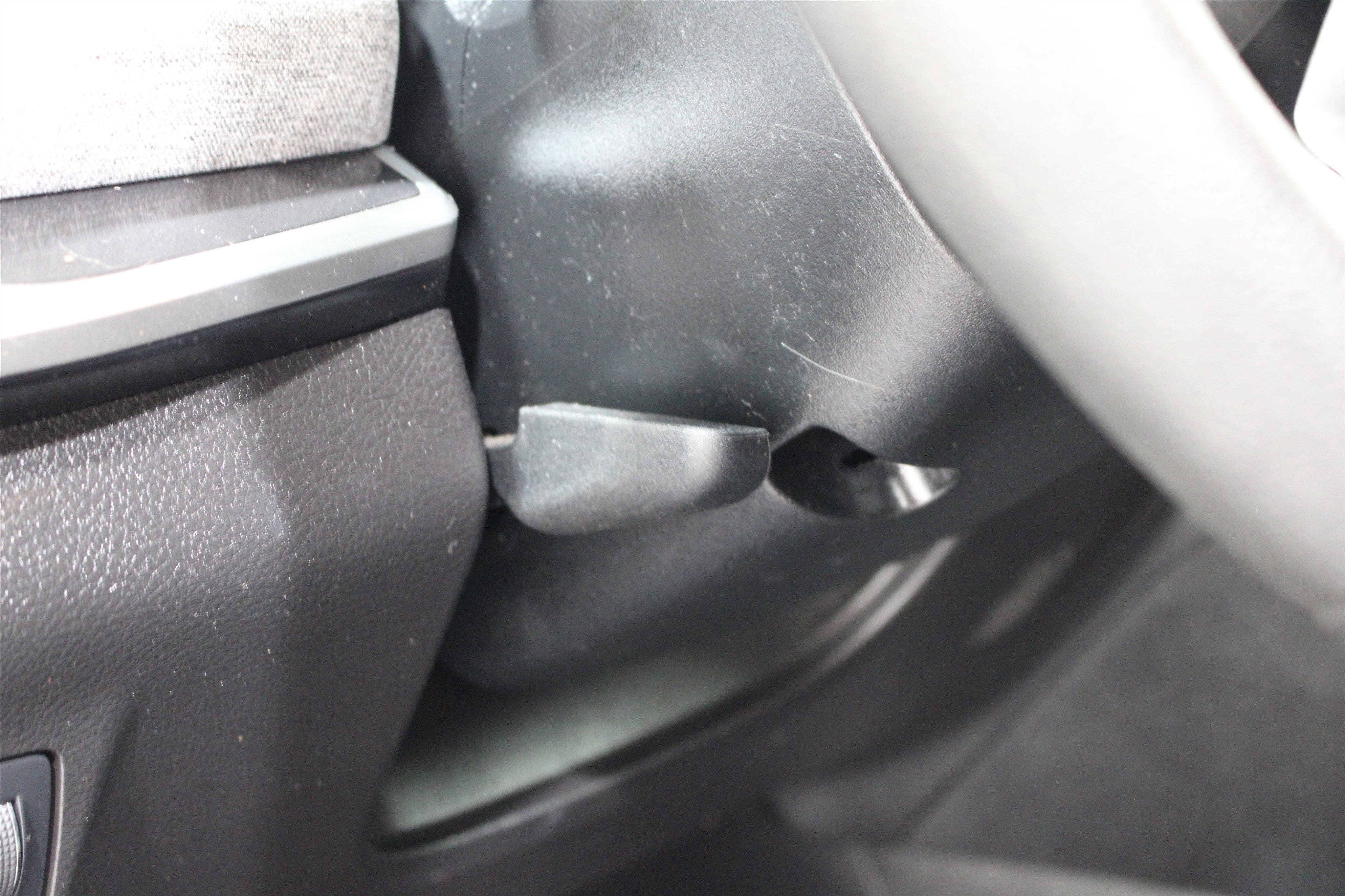 Used 2024 Jeep Compass Sport image 8